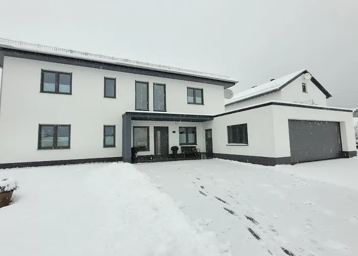 Ring Am Nuerburgring בית הארחה 3*